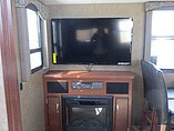 2016 Winnebago Latitude Photo #10