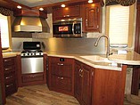 2016 Winnebago Latitude Photo #11