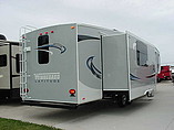2016 Winnebago Latitude Photo #5