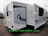 2016 Winnebago Latitude Photo #12