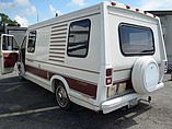 1985 Winnebago LeSharo Photo #5