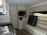 2016 Winnebago Micro Minnie Photo #6