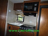 2015 Winnebago Micro Minnie Photo #17