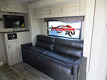 2016 Winnebago Micro Minnie Photo #22