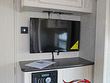 2016 Winnebago Micro Minnie Photo #24