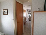 2005 Winnebago Minnie Photo #17