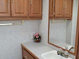 2005 Winnebago Minnie Photo #19