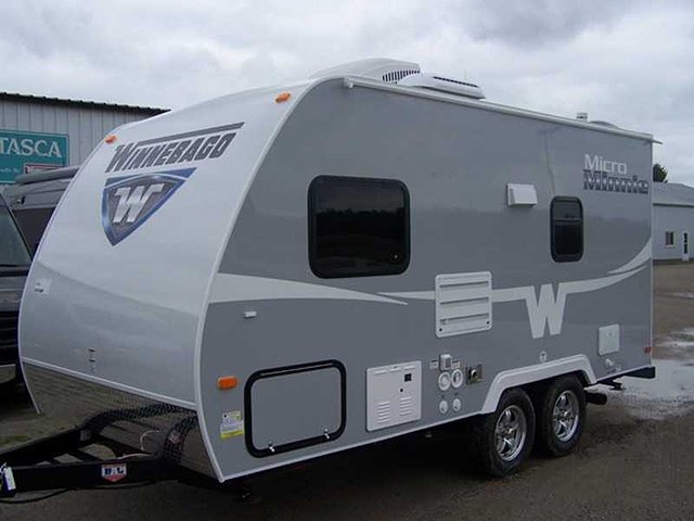 2016 Winnebago Micro Minnie Photo