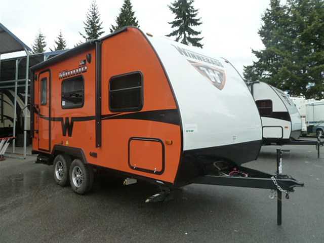 2015 Winnebago Minnie Photo
