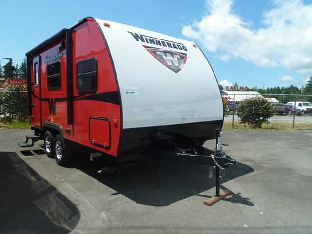 2015 Winnebago Minnie Photo