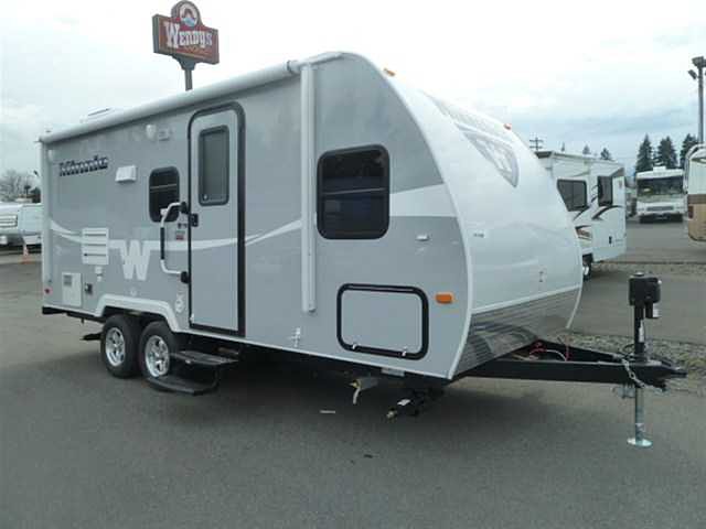 2015 Winnebago Minnie Photo