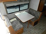 2005 Winnebago Minnie Photo #8
