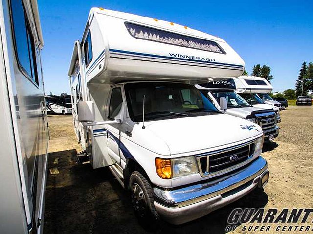 2003 Winnebago Minnie Photo