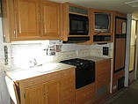 2004 Winnebago Minnie Photo #9