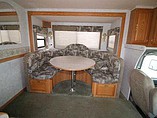 2005 Winnebago Minnie Photo #2