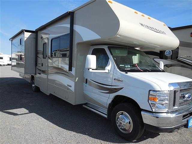 2015 Winnebago Minnie Photo