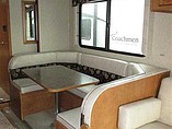 2015 Winnebago Minnie Photo #7