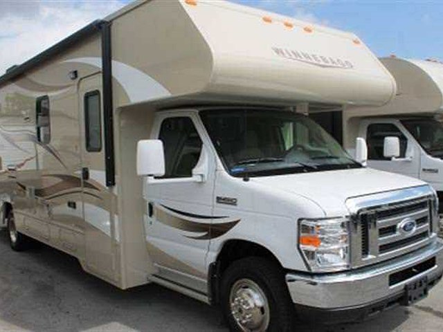 2015 Winnebago Minnie Photo