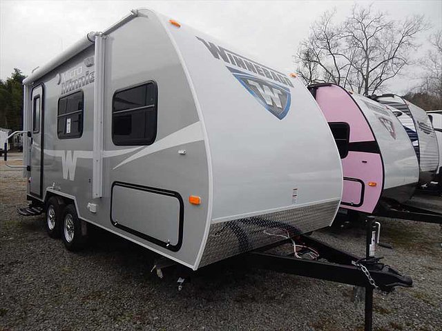 2015 Winnebago Minnie Photo