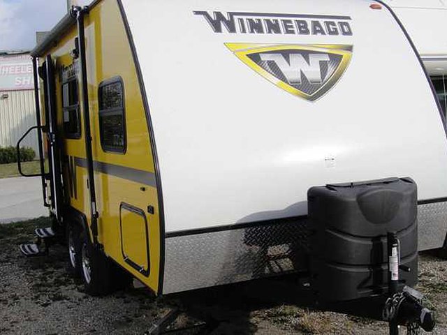 2013 Winnebago Minnie Photo