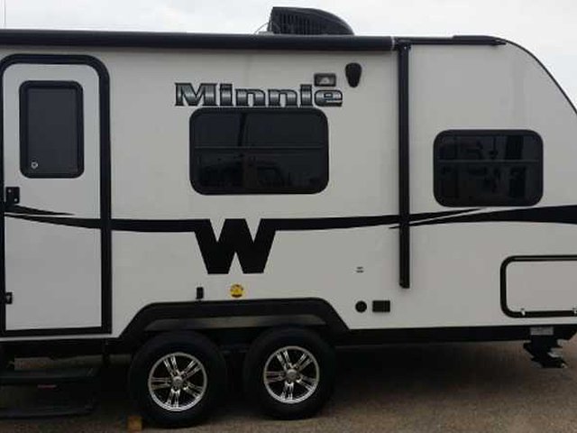 2015 Winnebago Minnie Photo