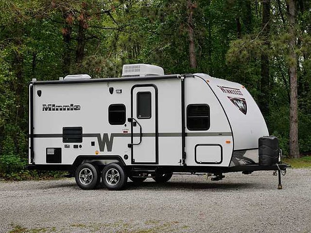 2014 Winnebago Minnie Photo