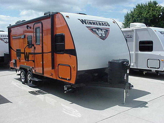 2015 Winnebago Minnie Photo