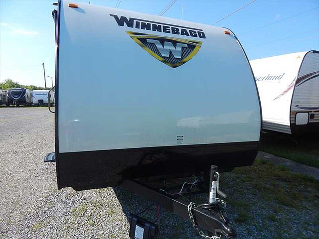 2015 Winnebago Minnie Photo