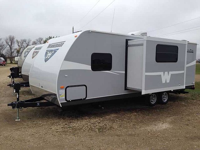2015 Winnebago Minnie Photo