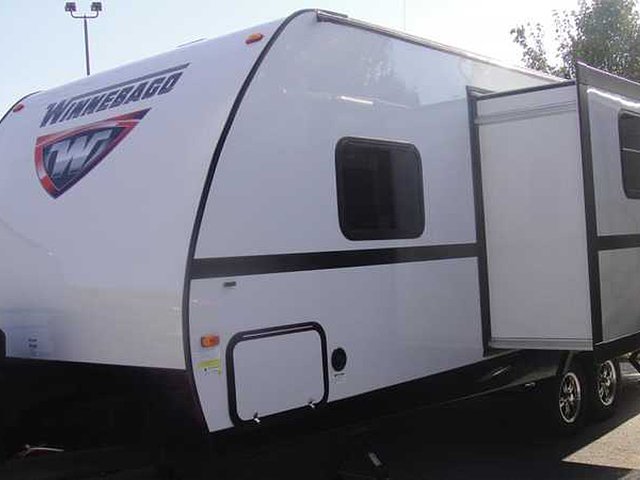 2014 Winnebago Minnie Photo