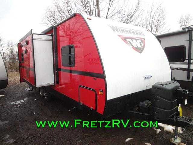 2014 Winnebago Minnie Photo