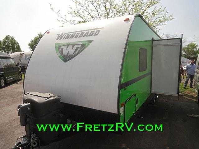 2014 Winnebago Minnie Photo