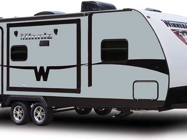 2015 Winnebago Minnie Photo