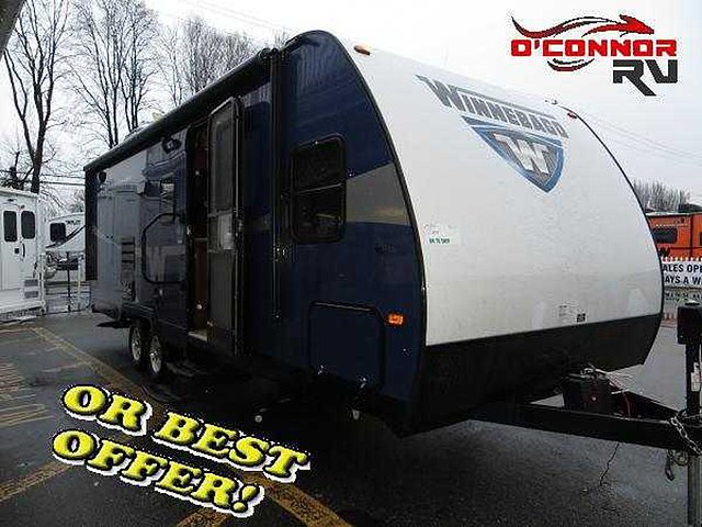 2015 Winnebago Minnie Photo
