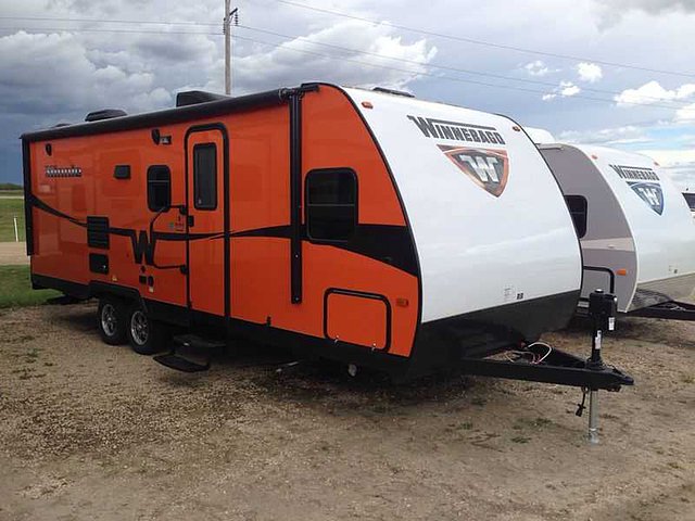 2015 Winnebago Minnie Photo