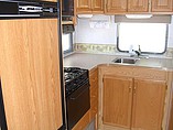 2002 Winnebago Minnie Winnie Photo #7