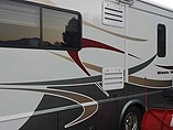 2005 Winnebago Minnie Winnie Photo #2