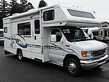 2004 Winnebago Minnie Winnie Photo #2