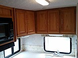 2004 Winnebago Minnie Winnie Photo #17