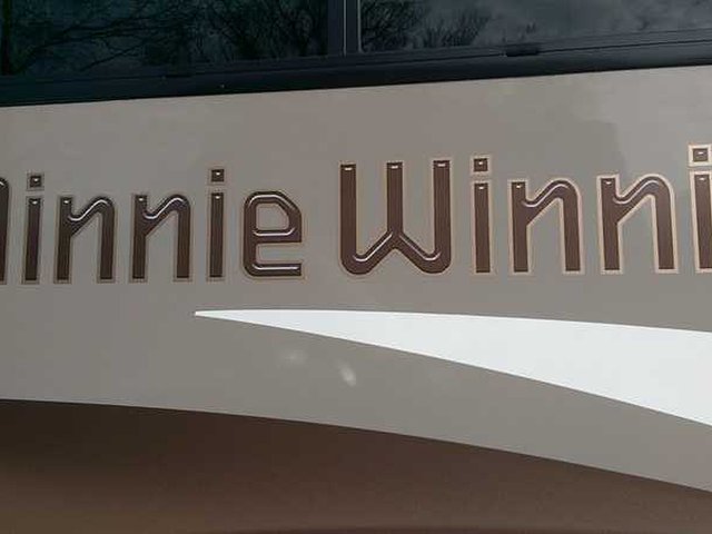 2014 Winnebago Minnie Winnie Photo