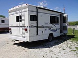 2004 Winnebago Minnie Winnie Photo #2