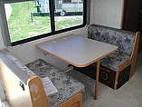 2004 Winnebago Minnie Winnie Photo #6