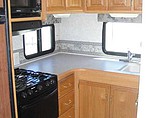 2004 Winnebago Minnie Winnie Photo #9