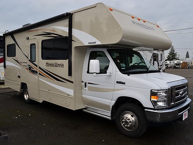 2015 Winnebago Minnie Winnie Photo