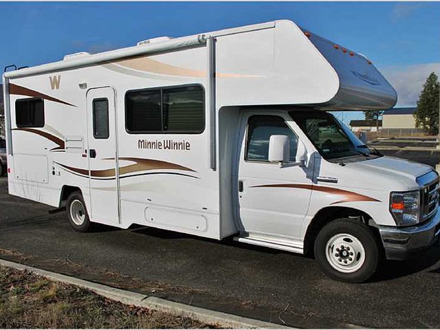 2015 Winnebago Minnie Winnie Photo