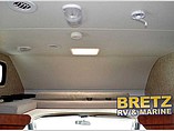 2015 Winnebago Minnie Winnie Photo #9