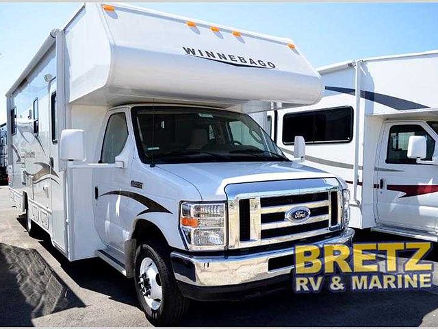 2015 Winnebago Minnie Winnie Photo