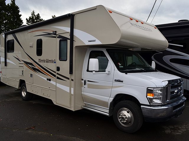 2015 Winnebago Minnie Winnie Photo