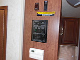 2004 Winnebago Minnie Winnie Photo #19