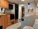 2002 Winnebago Minnie Winnie Photo #7